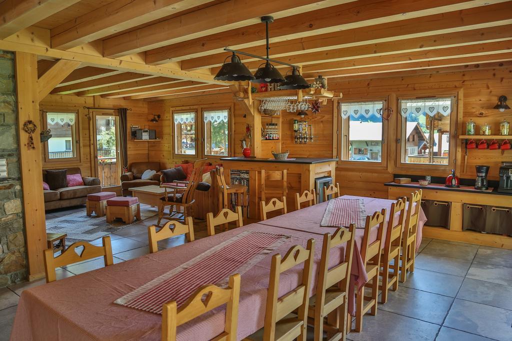 Bed And Breakfast Chalet Manava Морзин Екстериор снимка